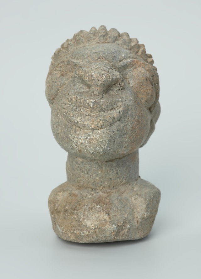 Głowa; figura kultu zmarłych