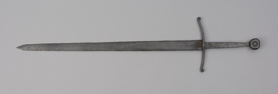 Miecz typu XIIIa H2 1b (Oakeshott), nieznany